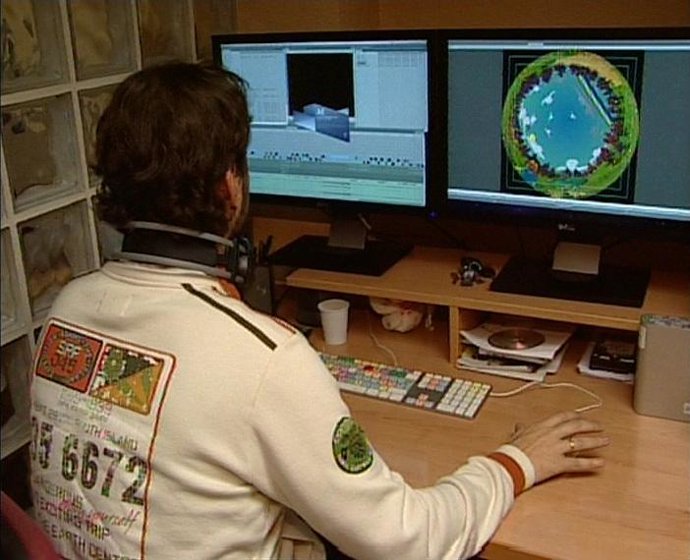 Un miembro del equipo de Ilusa Media trabaja en uno de los nuevos proyectos.