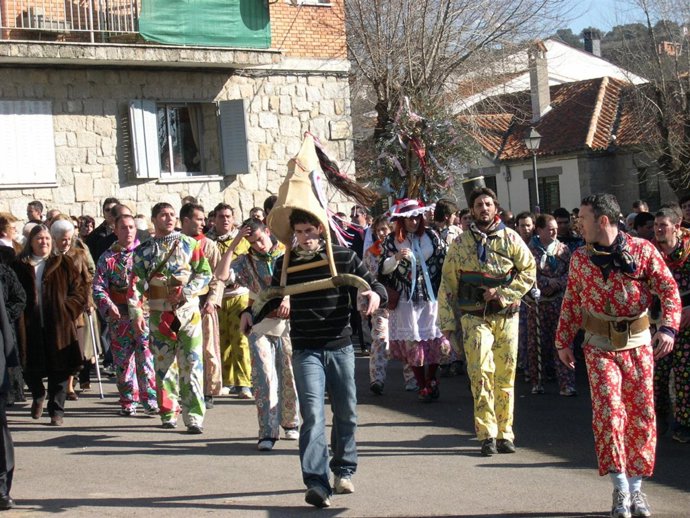 NOTA DE PRENSA FIESTA DE LA VAQUILLA DE FRESNEDILLAS DE LA OLIVA
