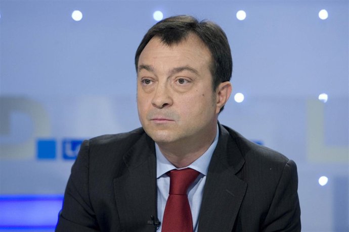 NOTA Y FOTOS. Cobo En TVE Anima A Comprobar Si La Agresión Al Consejero De Murci