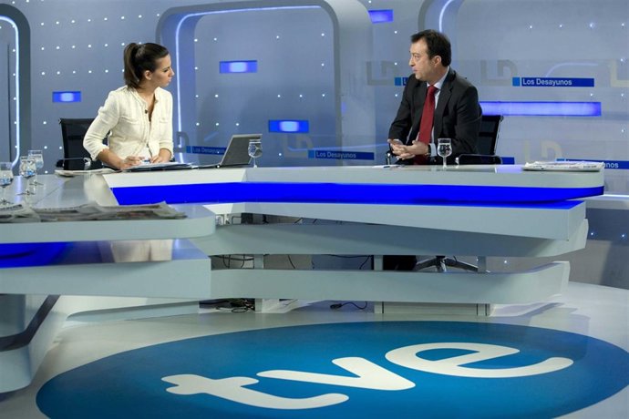 NOTA Y FOTOS. Cobo En TVE Anima A Comprobar Si La Agresión Al Consejero De Murci