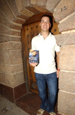 El Escritor Riojano Diego Collado Presenta Mañana Su Novela 'El Pozo De Rahab Na