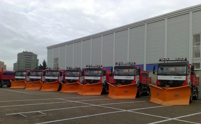 Máquinas quitanieves de la Consejería de Fomento de Castilla y León.