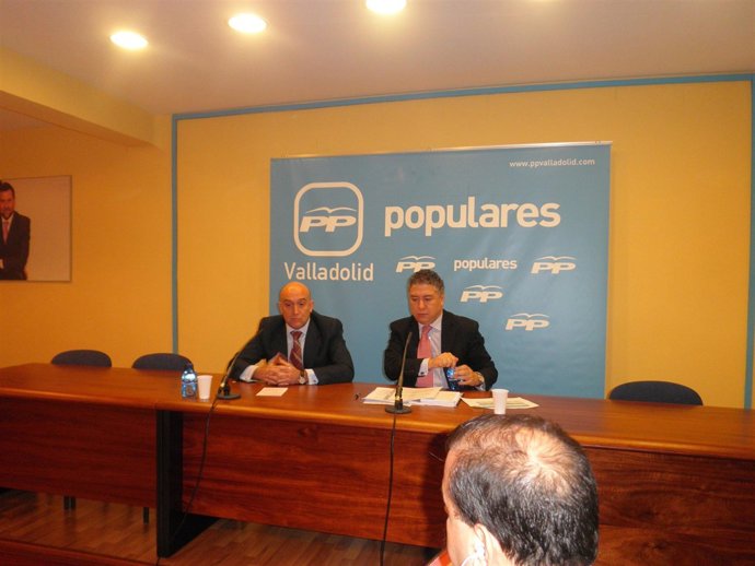 José Julio Carnero (I) y Tomás Burgos (D)
