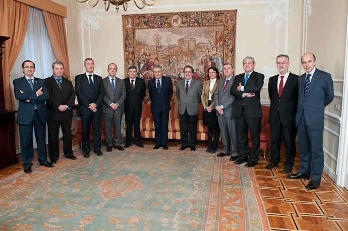 Comisión Permanente junto con Ángel Torres