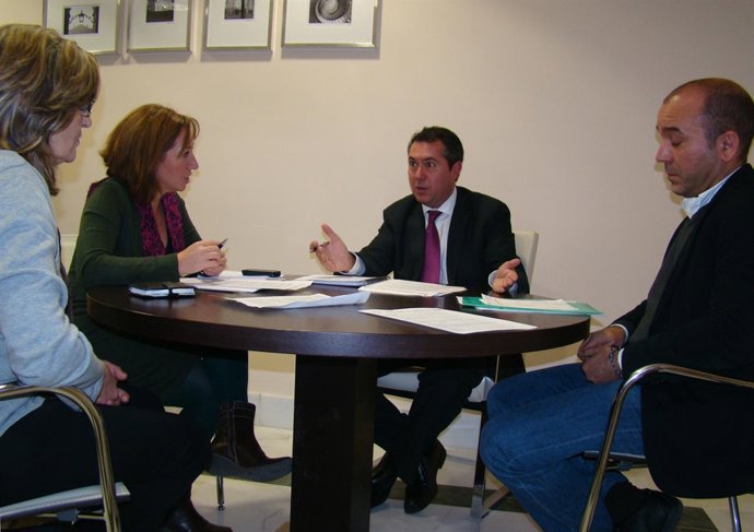 Nota Prensa Espadas Reunión Federación Provincial ONGS