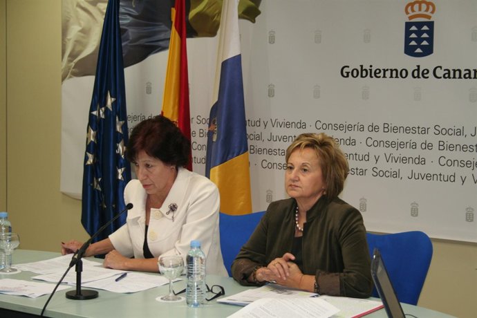 Nota De Prensa Y Foto