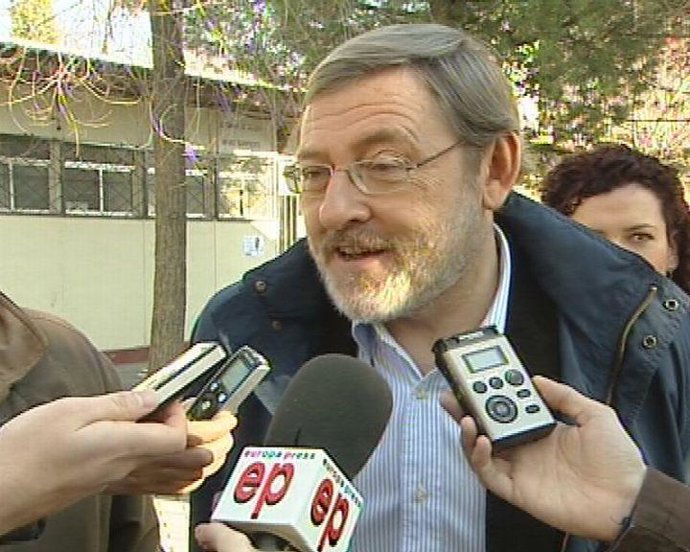 Lissavetzky defiende a Trinidad Rollán