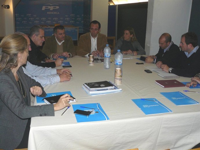 Bauzà grupo reunion PP