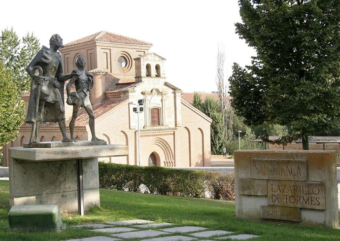 Monumento al Lazarillo de Tormes en Salamanca