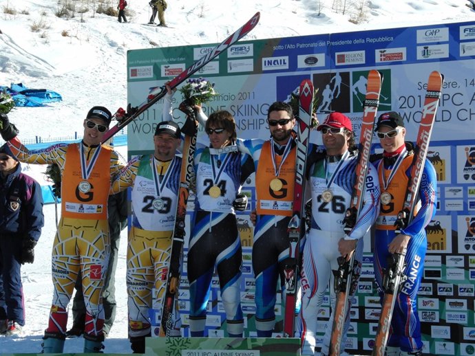 Jon Santacana y Miguel Galindo, oro en supergigante