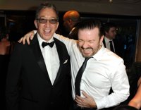 Ricky Gervais defiende sus chistes en los Globos de Oro: 'Acabé de copas con Allen y Hanks'     