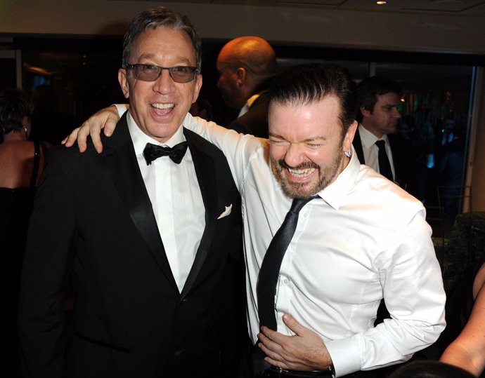 Tim Allen y Ricky Gervais en la fiesta tras los Globos de Oro