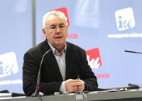 Cayo Lara defiende que cada partido debe incluir en su programa electoral qué quiere hacer con el sistema de pensiones