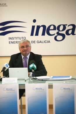 El director del Inega, Eliseo Diéguez, presenta el Plan de vehículos eficientes 