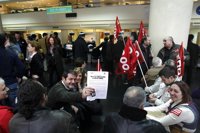 Miles de delegados sindicales protestan contra el retraso en la jubilación