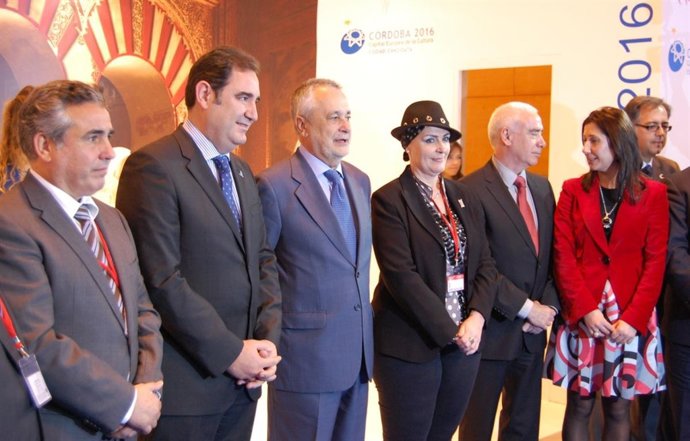 FOTOGRAFÍAS. LA COMUNIDAD TURÍSTICA, SIERRA NEVADA Y LOS GRANDES EVENTOS CULTURA