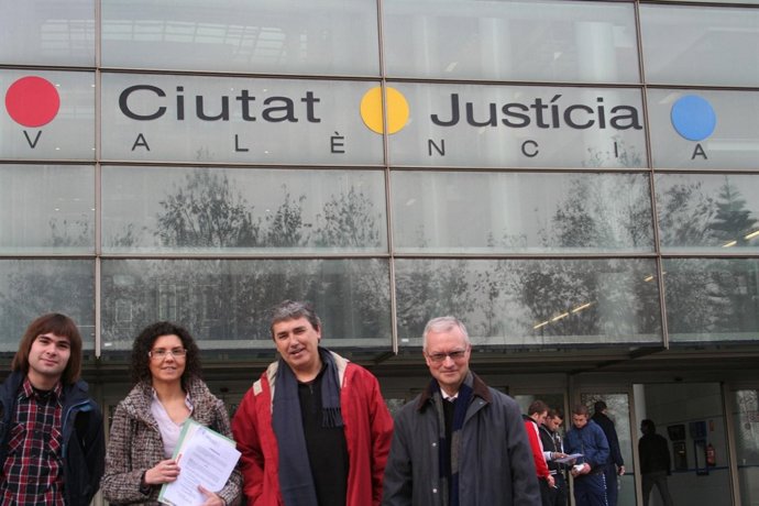 NOTA COMPROMÍS DENUNCIA A L'alcalde DE PAIPORTA PER PREVARICACIÓ I TRÀFIC D'infl