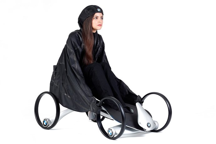 Prototipo de Flymag, que forma parte de la exposición 'el traje que te lleva'