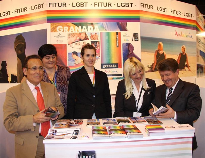 NOTA+FOTOS FITUR 2011
