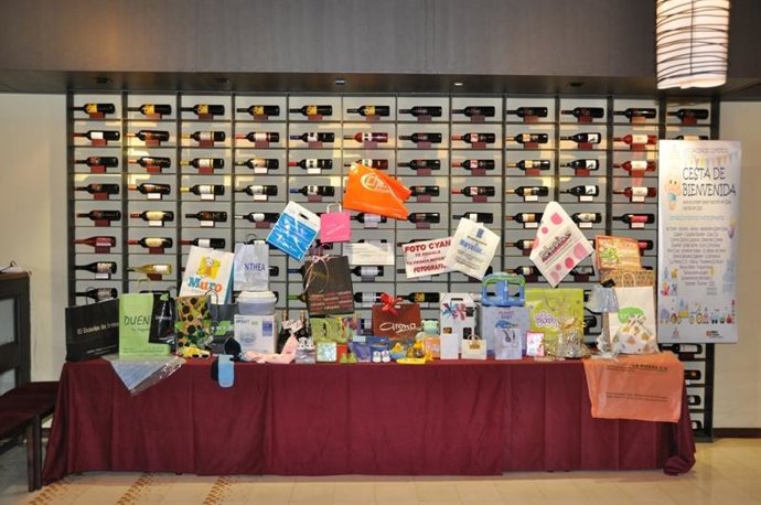 Premio entregado al primer bebé en Ejea de los Caballeros