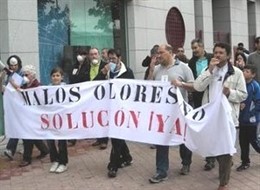 Vecinos afectados por los olores de Valdemingómez piden una solución