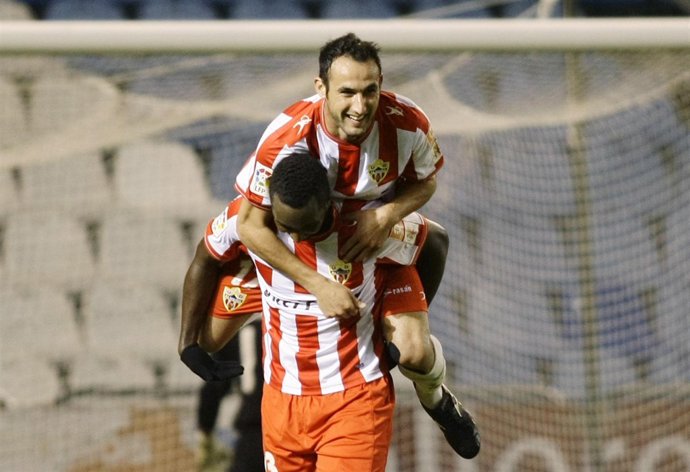 El Almería vence al Deportivo