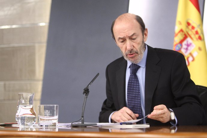 el ministro de Interior y vicepresidente primero del Gobierno, Alfredo Pérez Rub