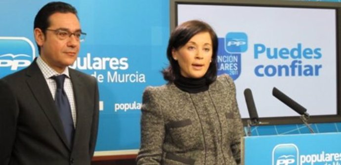 Los vicesecretarios del PP de la Región de Murcia, José Gabriel Ruiz y Teresa Mo