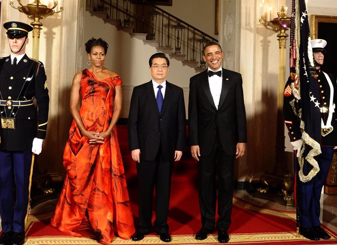 La primera dama de honor Michelle Obama, el presidente chino Hu Jintao y el pres