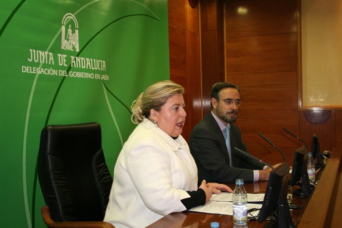 La consejera de Agricultura y Pesca de la Junta de Andalucía, Clara Aguilera, en