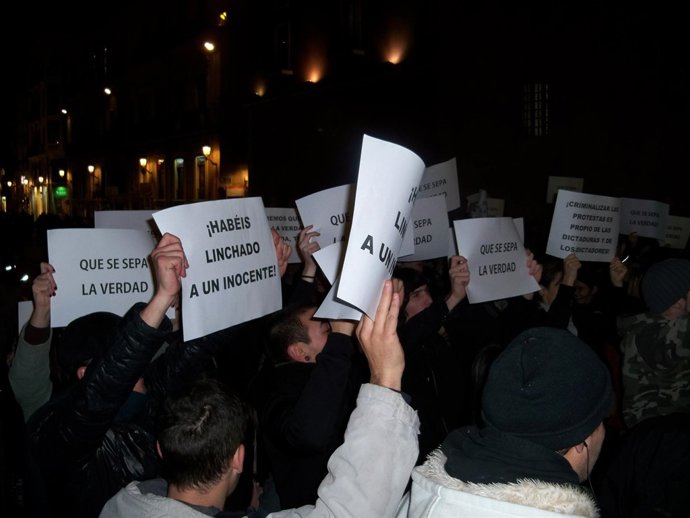 Colectivos sociales, partidos y amigos se manifiestan a favor de José David, det