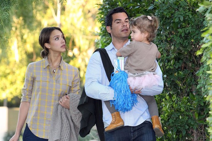 La actriz Jessica Alba, su marido Cash Warren y su hija Honor Marie Warren