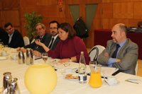 Fernández, convencida de que los agentes sociales van a entender el esfuerzo que ha hecho Barreda con el plan de ajuste