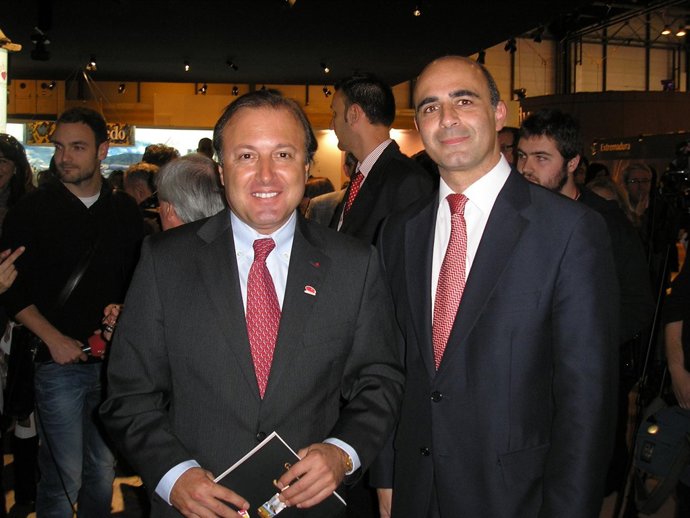 José Carlos Contreras con el secretario general de Turismo