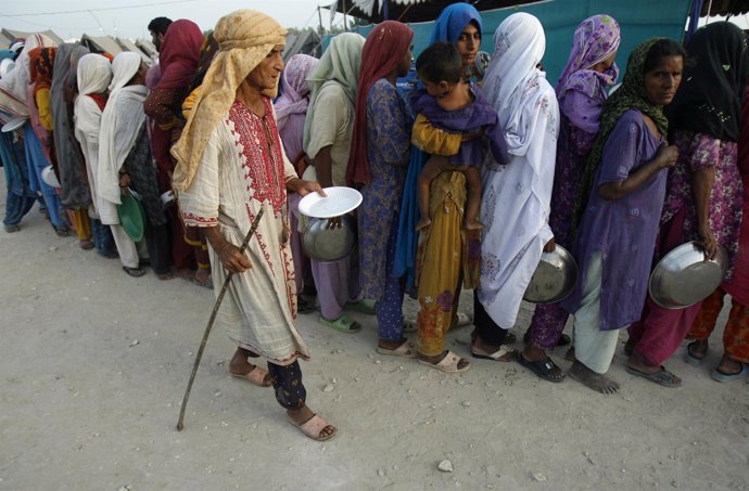 Desplazados por las inundaciones en Pakistán