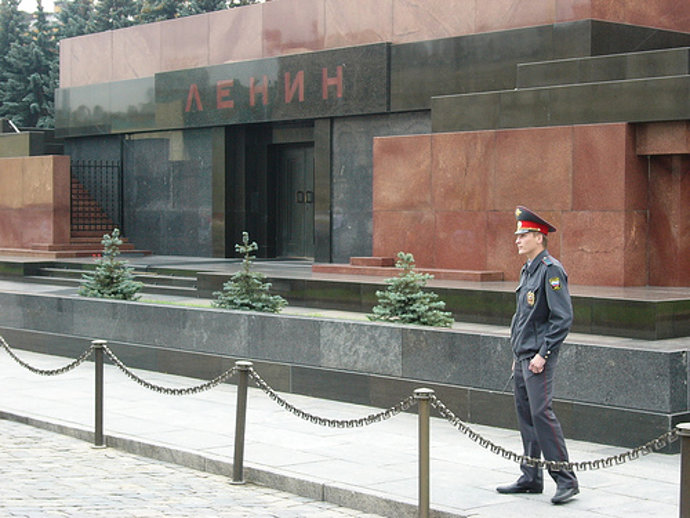 Mausoleo de Lennin en la Plaza Roja de Moscú