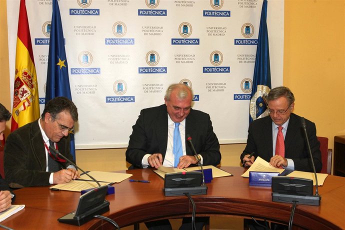 Firma de los acuerdos entre CIEMAT, UPM y UC3M