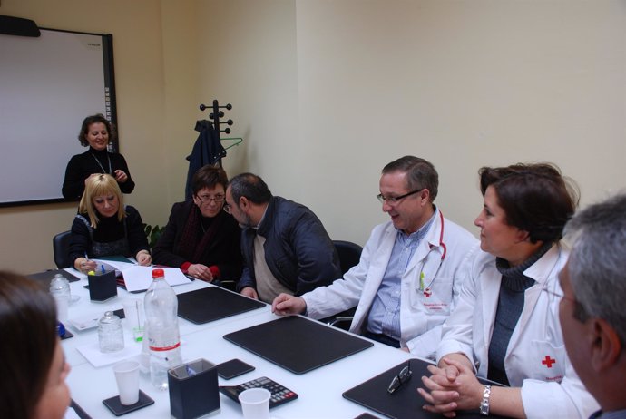 UGT firma el convenio del hospital Cruz Roja de Córdoba