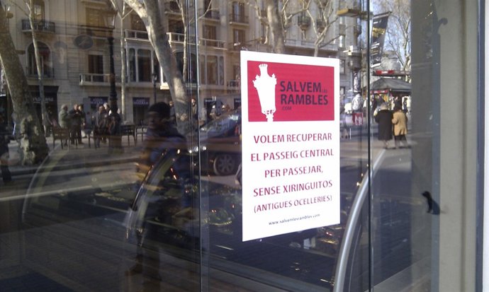 Campaña contra las pajarerías reconvertidas de La Rambla de Barcelona