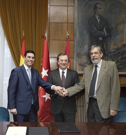 Nota Y Foto Del Ministerio De Fomento