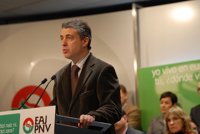 Urkullu exige una rectificación al Lehendakari por "el absoluto despropósito" de "vincular" el euskera y la violencia