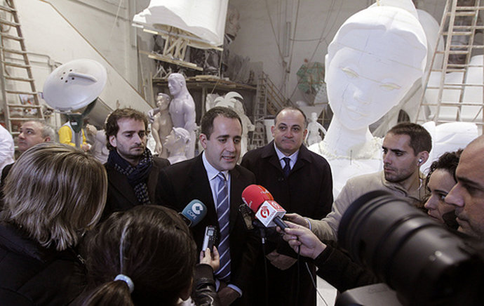 Jorge Alarte en la ciutat fallera.