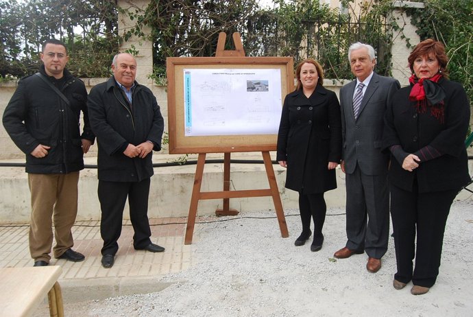 Anaya, López Luna y Escalera en el acto de la primera piedra del consultorio de 