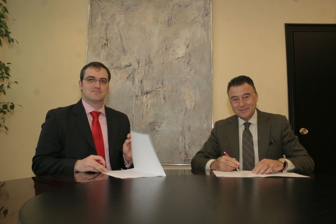 Director gerente de Fibes, Felipe Luis Maestro, y el director gerente de Grupo C