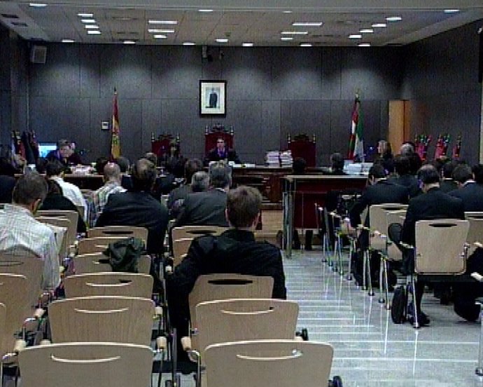 Iberdrola y ACS juicio por la demanda interpuesta por la constructo