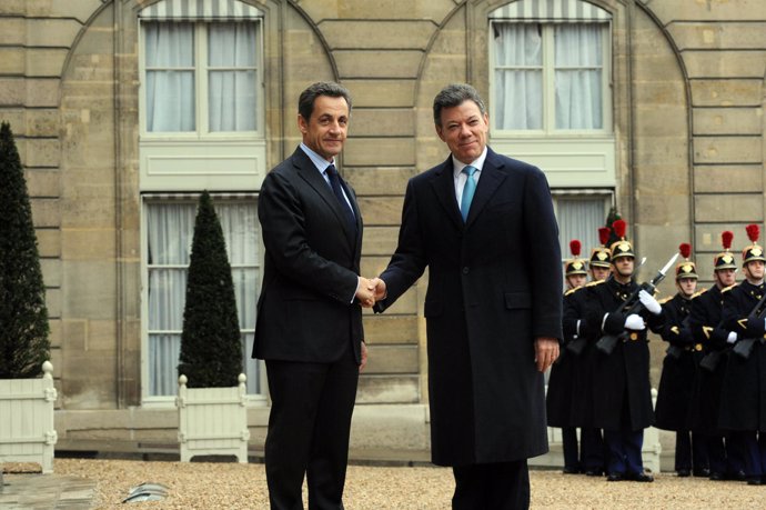 Nicolas Sarkozy y Juan Manuel Santos
