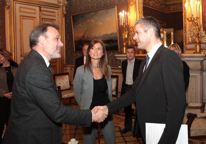 Np: O CONSELLEIRO DE CULTURA E TURISMO E O MINISTROFRANCÉS DE ASUNTOS EUROPEOS A