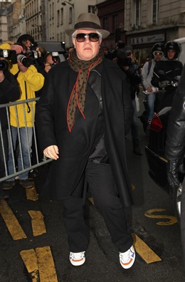 Pedro Almodóvar en el desfile de Jean Paul Gaultier