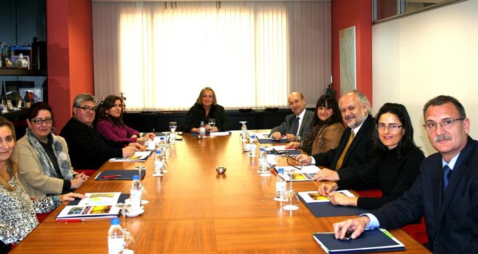 Juste durante la reunión con  representantes del sector turístico de la Comunita