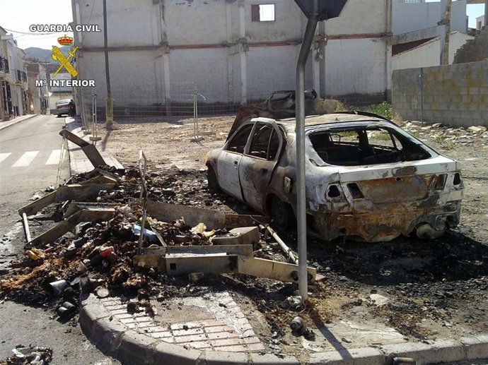 La Guardia Civil Detiene A Dos Personas Por Provocar Intencionadamente 27 Accide